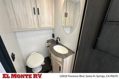 2024 Forest River Sunseeker 2850SLE - Photo 27 - Santa Fe Springs, CA 90670