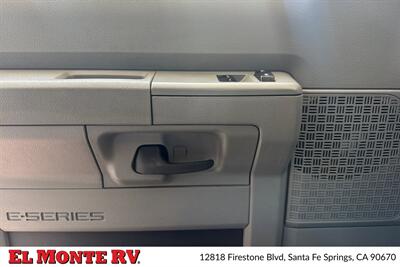 2024 Forest River Sunseeker 2850SLE - Photo 11 - Santa Fe Springs, CA 90670
