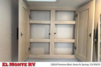 2024 Forest River Sunseeker 2850SLE - Photo 28 - Santa Fe Springs, CA 90670