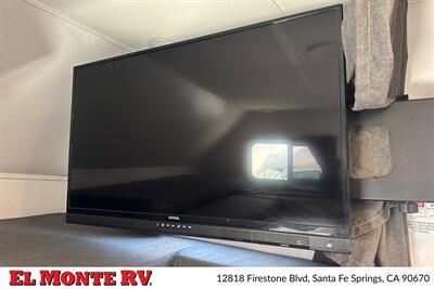 2024 Forest River Sunseeker 2850SLE - Photo 16 - Santa Fe Springs, CA 90670