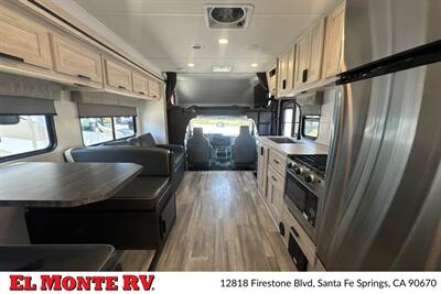 2024 Forest River Sunseeker 2850SLE - Photo 37 - Santa Fe Springs, CA 90670