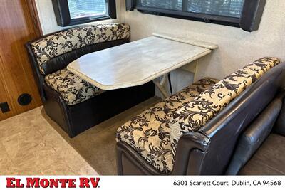 2016 JAYCO SENECA 37FS   - Photo 12 - Dublin, CA 94568