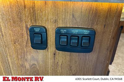 2016 JAYCO SENECA 37FS   - Photo 42 - Dublin, CA 94568