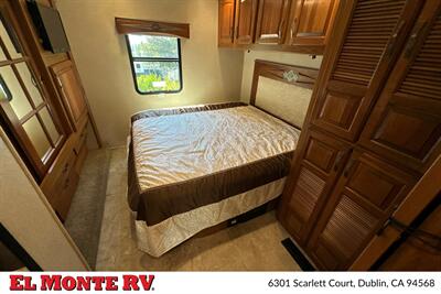 2016 JAYCO SENECA 37FS   - Photo 32 - Dublin, CA 94568