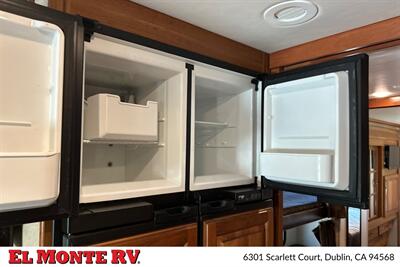 2016 JAYCO SENECA 37FS   - Photo 23 - Dublin, CA 94568