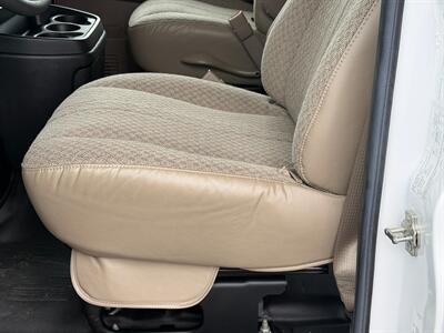 2024 Thor Chateau 22B   - Photo 12 - Orlando, FL 32808