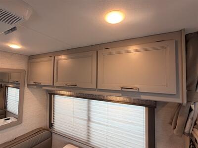 2024 Thor Chateau 22B   - Photo 21 - Orlando, FL 32808