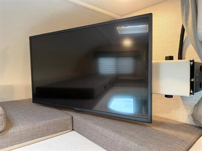 2024 Thor Chateau 22B   - Photo 50 - Orlando, FL 32808