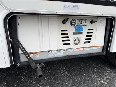 2024 Thor Chateau 22B   - Photo 9 - Orlando, FL 32808