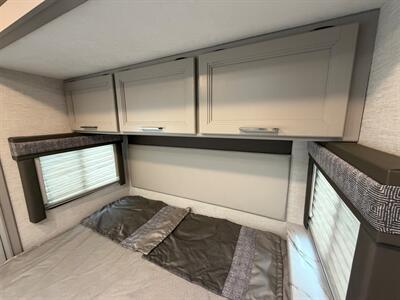 2024 Thor Chateau 22B   - Photo 44 - Orlando, FL 32808