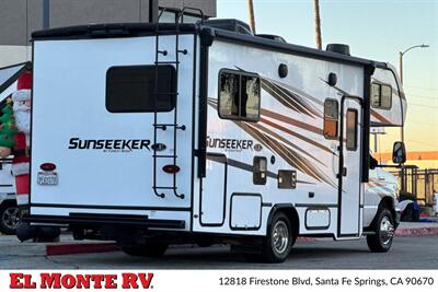 2024 Forest River Sunseeker 2150SLE   - Photo 3 - Santa Fe Springs, CA 90670