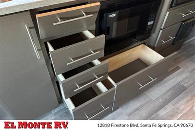 2019 Thor Gemini 24SX - Photo 19 - Santa Fe Springs, CA 90670