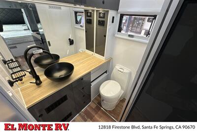 2027 MDC XT16HR ISLAND 22FT - Photo 21 - Santa Fe Springs, CA 90670