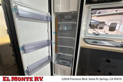 2027 MDC XT16HR ISLAND 22FT - Photo 17 - Santa Fe Springs, CA 90670