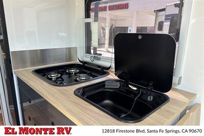 2027 MDC XT16HR ISLAND 22FT - Photo 12 - Santa Fe Springs, CA 90670