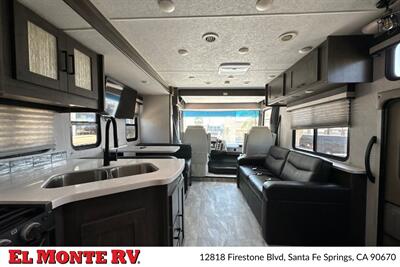 2024 Coachmen Pursuit 31BH   - Photo 38 - Santa Fe Springs, CA 90670