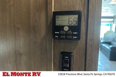 2024 Coachmen Pursuit 31BH   - Photo 36 - Santa Fe Springs, CA 90670