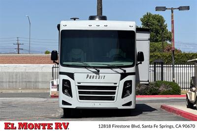 2024 Coachmen Pursuit 31BH   - Photo 9 - Santa Fe Springs, CA 90670