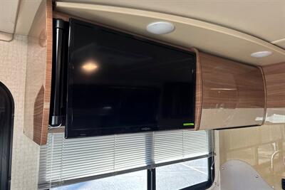 2015 Winnebago View 24J - Photo 16 - Santa Fe Springs, CA 90670