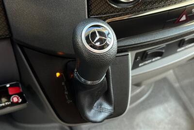 2015 Winnebago View 24J - Photo 44 - Santa Fe Springs, CA 90670