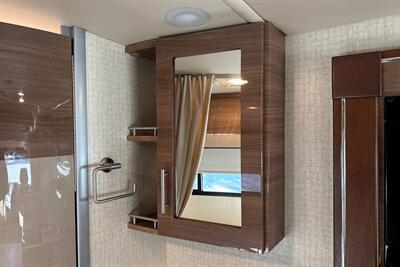 2015 Winnebago View 24J - Photo 28 - Santa Fe Springs, CA 90670