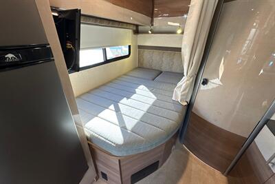 2015 Winnebago View 24J - Photo 33 - Santa Fe Springs, CA 90670