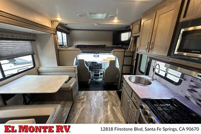 2024 Gulf Stream Conquest 6238   - Photo 38 - Santa Fe Springs, CA 90670