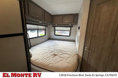 2024 Gulf Stream Conquest 6238   - Photo 34 - Santa Fe Springs, CA 90670