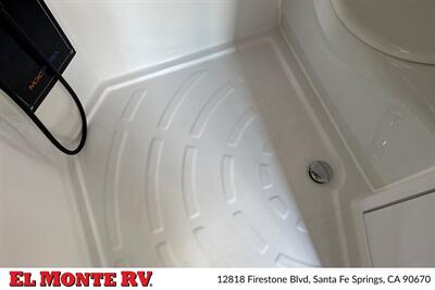 2027 MDC XT15 4E 22FT   - Photo 26 - Santa Fe Springs, CA 90670