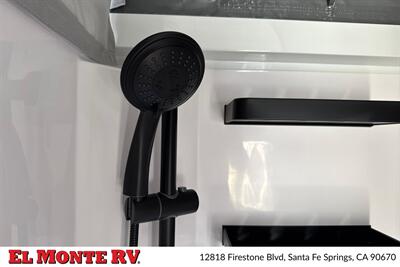 2027 MDC XT15 4E 22FT   - Photo 27 - Santa Fe Springs, CA 90670