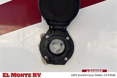 2024 Thor Four Winds 22E   - Photo 55 - Dublin, CA 94568