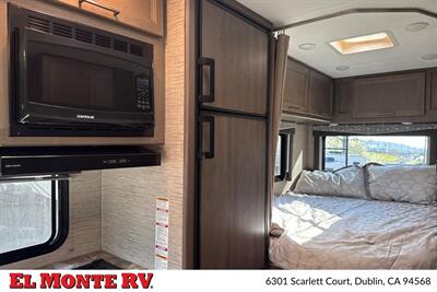 2024 Thor Four Winds 22E   - Photo 29 - Dublin, CA 94568