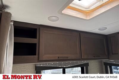 2024 Thor Four Winds 22E   - Photo 38 - Dublin, CA 94568