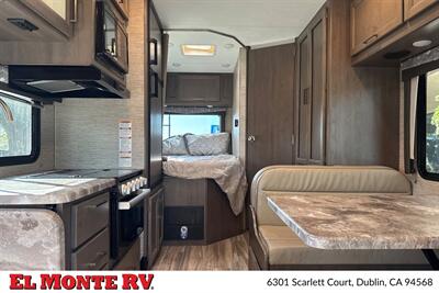 2024 Thor Four Winds 22E   - Photo 13 - Dublin, CA 94568