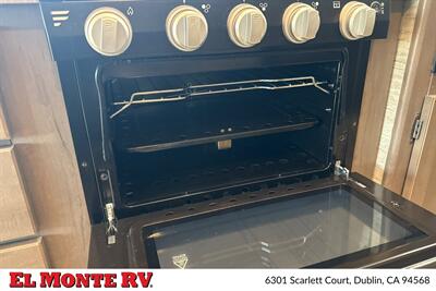 2024 Thor Four Winds 22E   - Photo 20 - Dublin, CA 94568