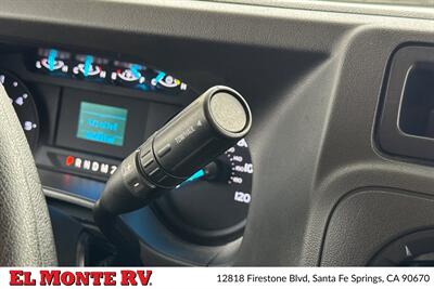 2023 Forest River Sunseeker 3250DSLE   - Photo 46 - Santa Fe Springs, CA 90670