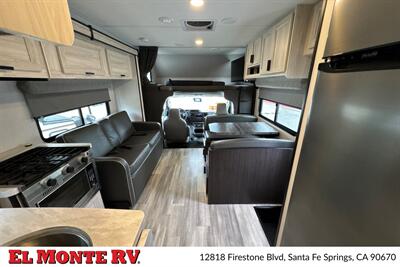 2023 Forest River Sunseeker 3250DSLE   - Photo 39 - Santa Fe Springs, CA 90670