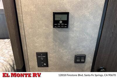 2023 Forest River Sunseeker 3250DSLE   - Photo 37 - Santa Fe Springs, CA 90670