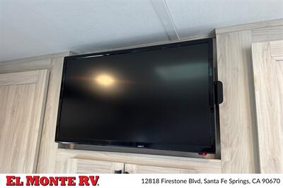 2024 Forest River Sunseeker 3010DS   - Photo 35 - Santa Fe Springs, CA 90670