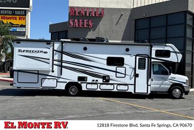 2024 Forest River Sunseeker 3010DS   - Photo 2 - Santa Fe Springs, CA 90670