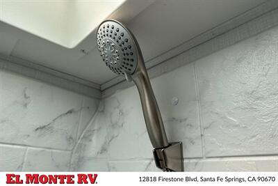 2024 Forest River Sunseeker 3010DS   - Photo 32 - Santa Fe Springs, CA 90670