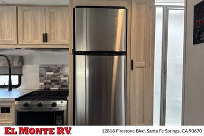 2024 Forest River Sunseeker 3010DS   - Photo 25 - Santa Fe Springs, CA 90670