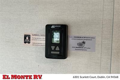 2025 Gulf Stream Conquest 6238   - Photo 36 - Santa Fe Springs, CA 90670