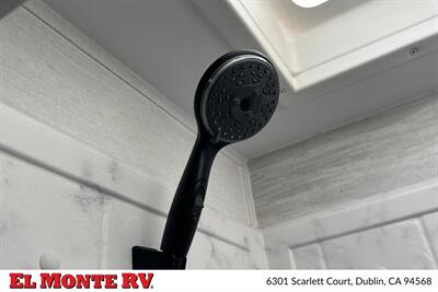 2025 Gulf Stream Conquest 6238   - Photo 33 - Santa Fe Springs, CA 90670