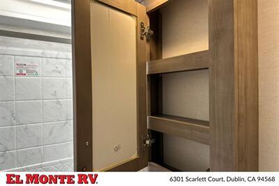 2025 Gulf Stream Conquest 6238   - Photo 29 - Santa Fe Springs, CA 90670