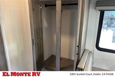2025 Gulf Stream Conquest 6238   - Photo 15 - Santa Fe Springs, CA 90670