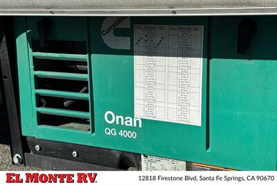 2024 Thor Four Winds 28A   - Photo 10 - Santa Fe Springs, CA 90670