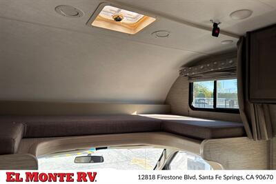 2024 Thor Four Winds 28A   - Photo 35 - Santa Fe Springs, CA 90670