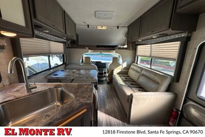 2024 Thor Four Winds 28A   - Photo 38 - Santa Fe Springs, CA 90670