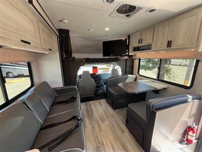 2023 Forest River Sunseeker 3250DSLE   - Photo 12 - Dublin, CA 94568